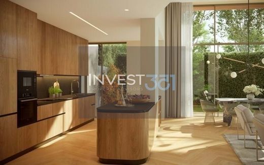 Apartment / Etagenwohnung in Porto, Distrito do Porto