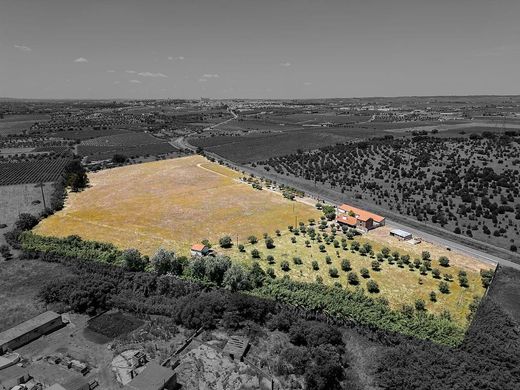 Усадьба / Сельский дом, Reguengos de Monsaraz, Distrito de Évora