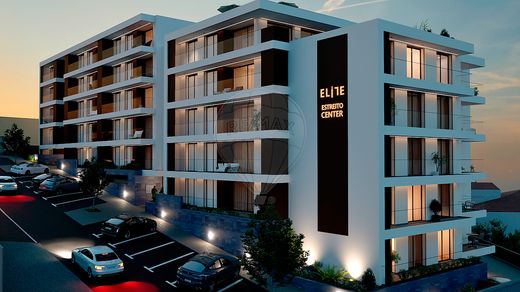 Apartment / Etagenwohnung in Câmara de Lobos, Madeira