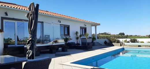Βίλα σε Alcobaça, Distrito de Leiria