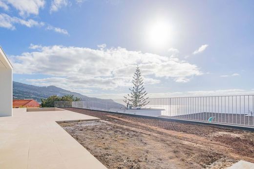 Villa in Calheta, Madeira