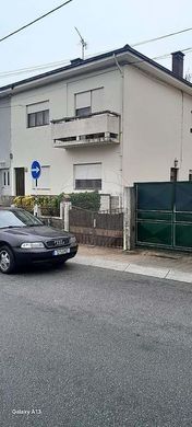 Edificio en Gondomar, Oporto