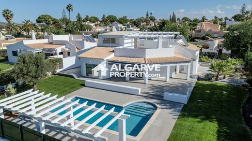 Villa in Vilamoura, Loulé