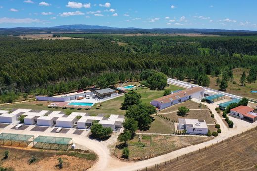 Demeure ou Maison de Campagne à Odemira, Distrito de Beja