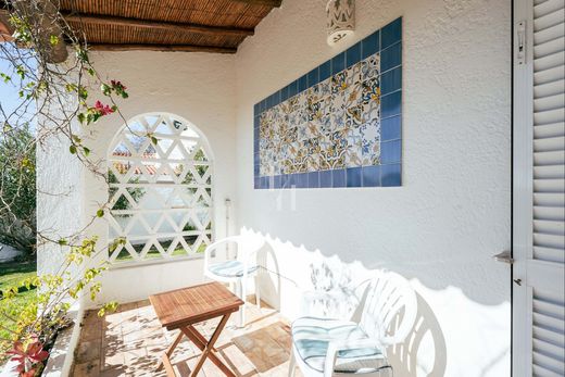 Villa in Albufeira e Olhos de Água, Albufeira Municipality