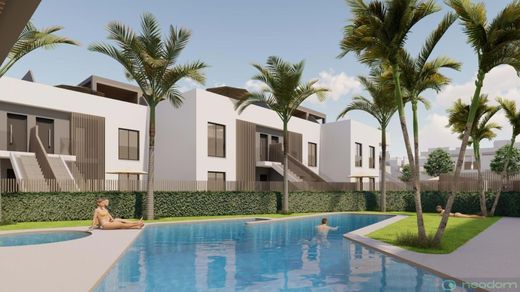 Villa in Pilar de la Horadada, Alicante