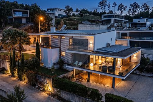 Villa a Orgens, Viseu