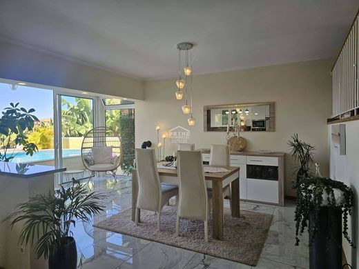 Stadthaus in Calheta, Madeira