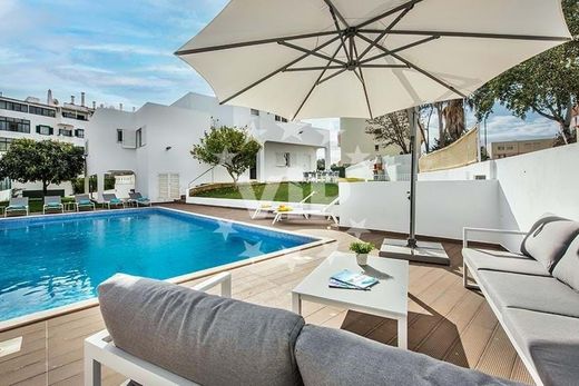 Villa en Albufeira e Olhos de Água, Albufeira