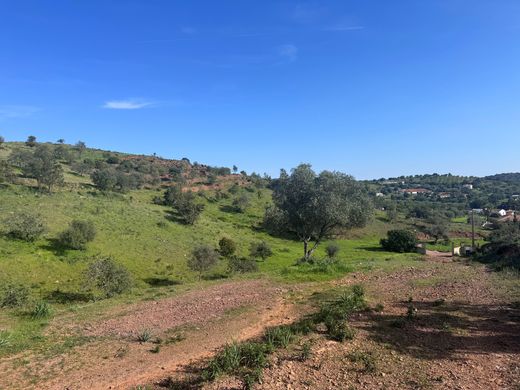 Terreno a Santa Catarina da Fonte do Bispo, Tavira