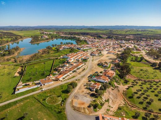 빌라 / Mértola, Distrito de Beja