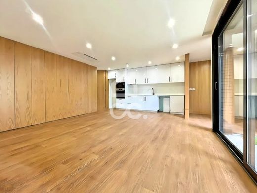 Chalet Pareado en Vila Nova de Famalicão, Braga