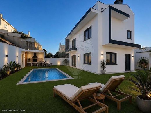 Villa en Santa Iria de Azoia, São João da Talha e Bobadela, Loures