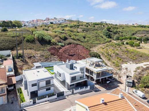 Βίλα σε Odivelas, Distrito de Lisboa