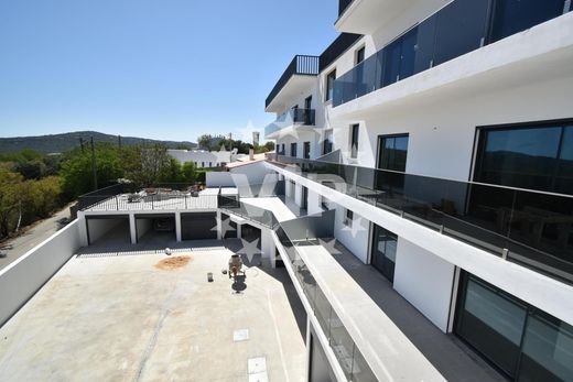 Apartment / Etagenwohnung in São Brás de Alportel, Distrito de Faro