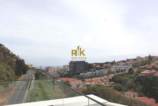 Penthouse in Funchal, Madeira