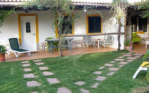 Casa rural / Casa de pueblo en Porches, Lagoa