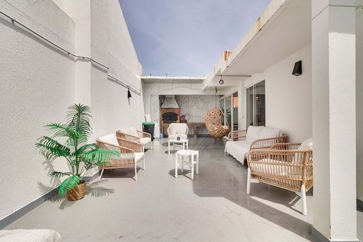 Apartment in Almada, Distrito de Setúbal