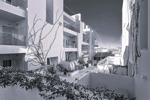 Apartment / Etagenwohnung in Tavira, Distrito de Faro