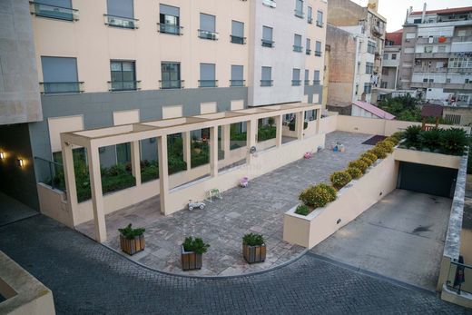 Apartment / Etagenwohnung in Lissabon, Lisbon