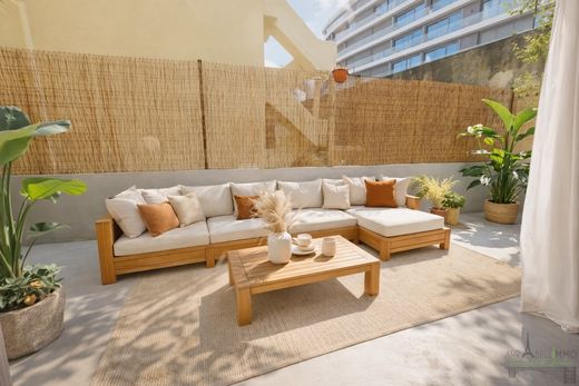 Apartment / Etagenwohnung in São Vicente, Lisbon