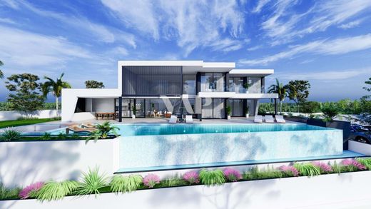 Willa w Albufeira e Olhos de Água, Albufeira