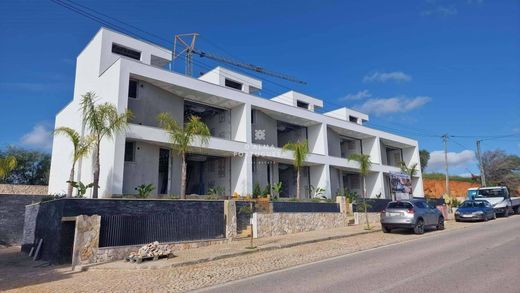 Villa in Albufeira e Olhos de Água, Albufeira