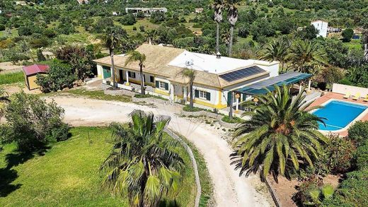 Villa in Lagoa e Carvoeiro, Lagoa
