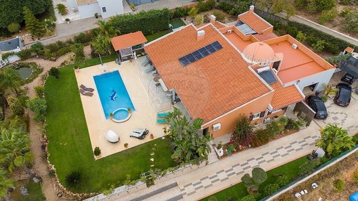 Villa in Alvor, Portimão