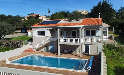 Villa Faro, Distrito de Faro