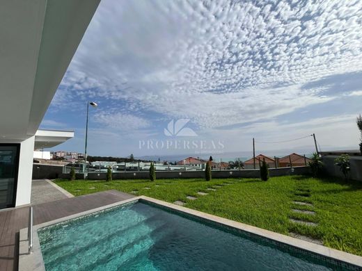 Villa in Água de Pena, Santa Cruz