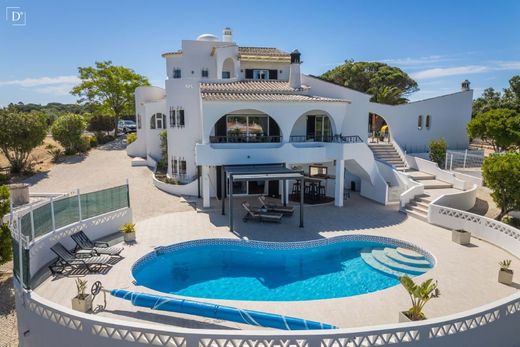 Villa in Lagoa e Carvoeiro, Lagoa