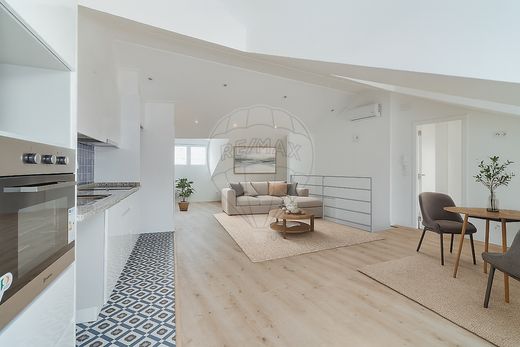 Квартира, Santo António, Lisbon