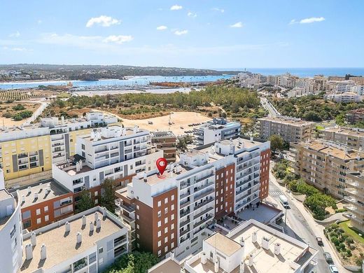 Apartment / Etagenwohnung in Portimão, Distrito de Faro