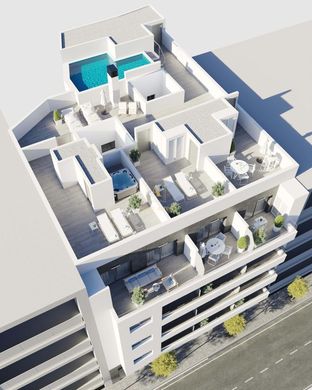 Penthouse in Torrevieja, Alicante