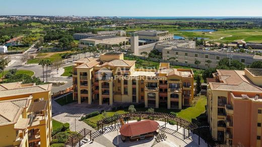 Apartment / Etagenwohnung in Vilamoura, Loulé