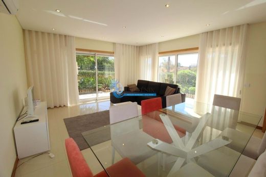 Townhouse in Patroves, Albufeira Municipality