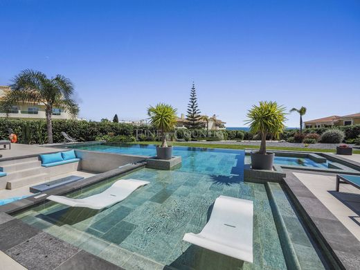 بيت مستقل ﻓﻲ Porches, Lagoa