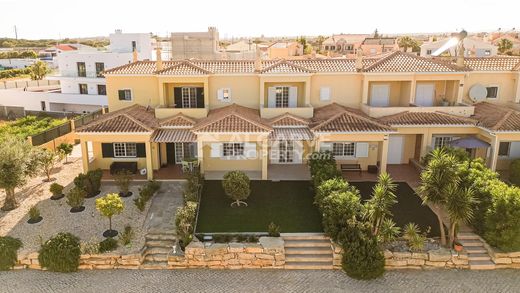 Villa in Almancil, Loulé