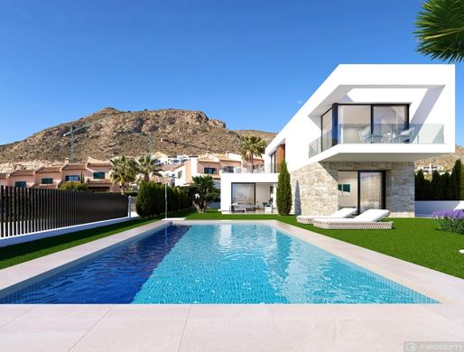 Villa in Finestrat, Alicante