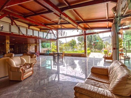 Demeure ou Maison de Campagne à Paredes, Distrito do Porto