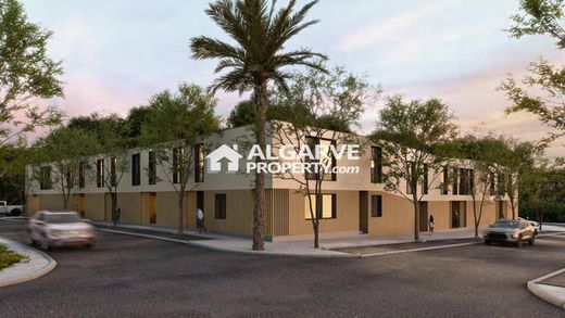 ローレ, Louléのタウンハウス