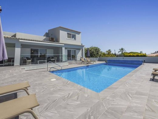 Detached House in Lagoa e Carvoeiro, Lagoa