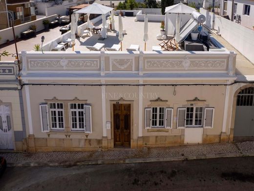 Townhouse in Moncarapacho e Fuzeta, Olhão