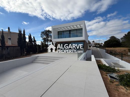 Villa in Vila Sol, Loulé