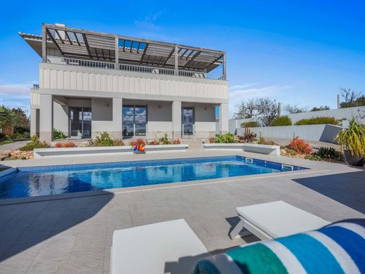 Detached House in Silves, Distrito de Faro