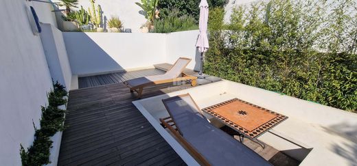 Apartment in Lordelo do Ouro, Porto