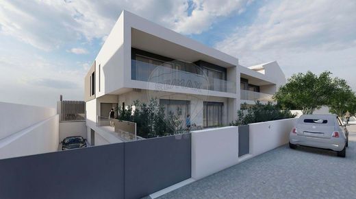 Villa a Mafra, Lisbona