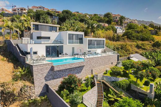 Villa in Calheta, Madeira