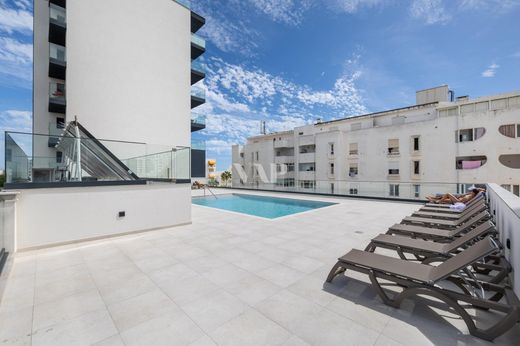Apartment / Etagenwohnung in Quarteira, Loulé